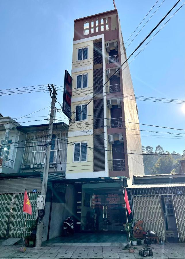 Huy Hoang Hotel Dong Van  Exterior foto